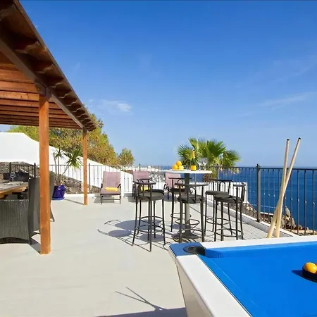 Stunning Seaview Casa Tosco 5 Bedroom Pool Table Overlooking Old Town *