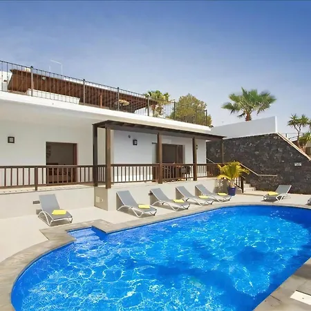 Stunning Seaview Casa Tosco 5 Bedroom Pool Table Overlooking Old Town Villa Puerto del Carmen (Lanzarote)