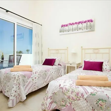 Villa Stunning Seaview Casa Tosco 5 Bedroom Pool Table Puerto del Carmen (Lanzarote)
